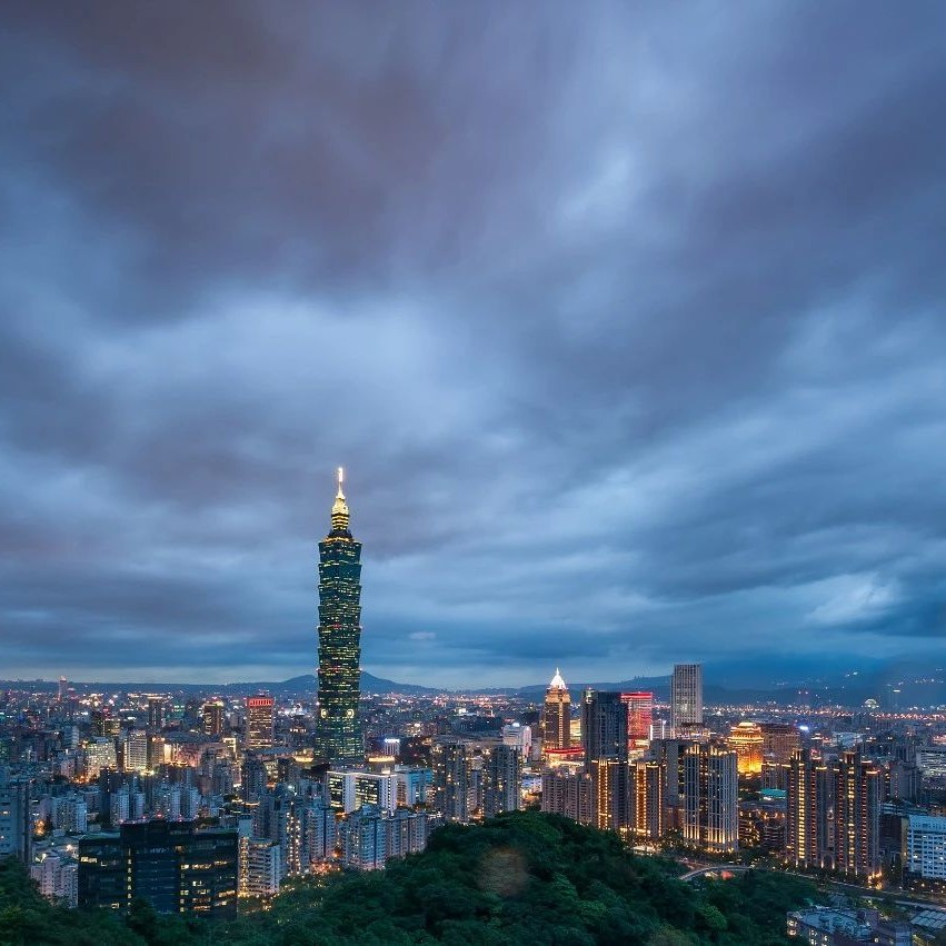 台湾，历史、文化与发展的多维视角探索